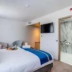 Brit Privilege Paris 4* Rosny-sous-Bois
