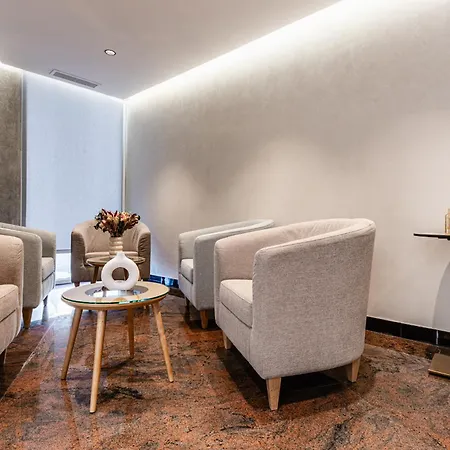 Brit Privilege Paris Hotel