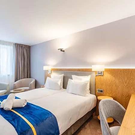 Brit Privilège Paris 4*