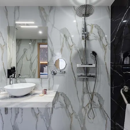 Brit Privilège Paris Hotel 4*