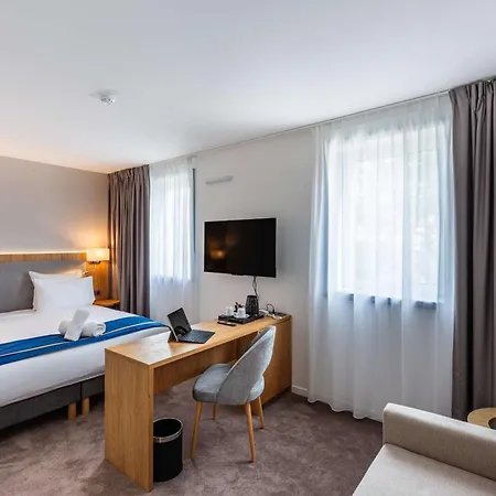 Brit Privilège Paris