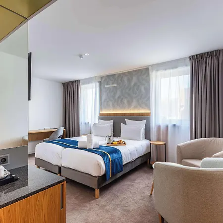 Hotel Brit Privilège Paris 4*