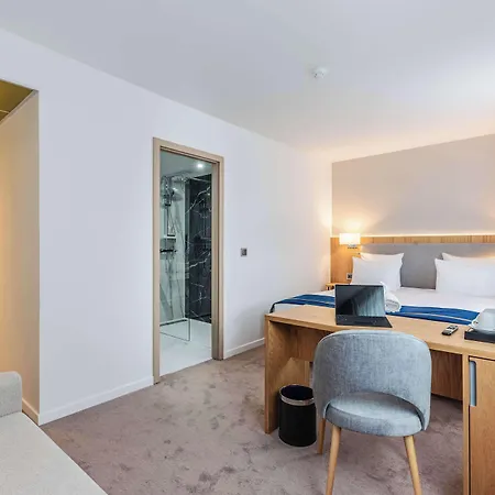 Hotel Brit Privilège Paris Rosny-Sous-Bois