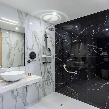 Hotel Brit Privilège Paris Rosny-Sous-Bois