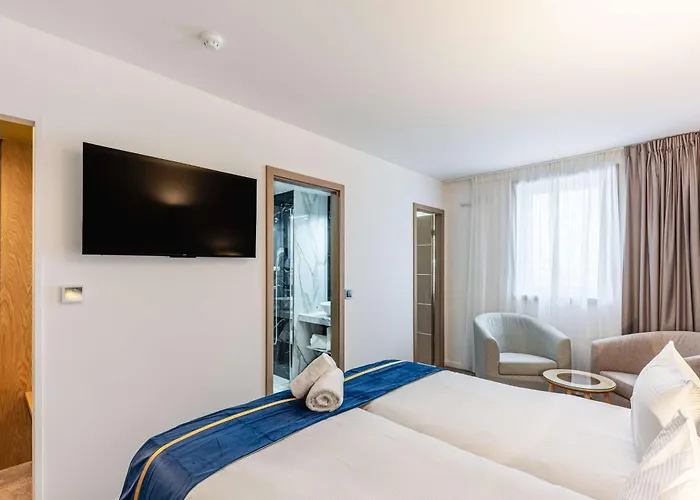 Brit Privilège Paris Hotel