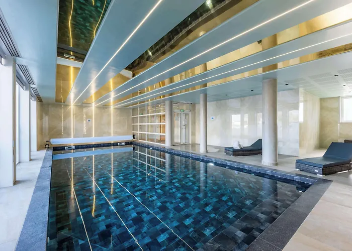 Hotel Brit Privilège Paris Rosny-sous-Bois